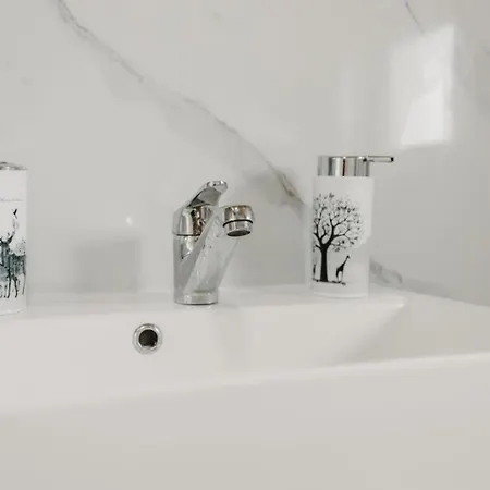 Rosa Apartment