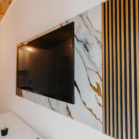 Rosa Apartment